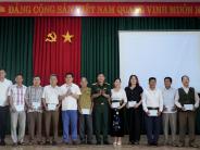 Xã Nghĩa Lâm phối hợp Lữ đoàn Xe tăng 215 tổ chức nói chuyện chuyên đề, tôn vinh người có uy tín